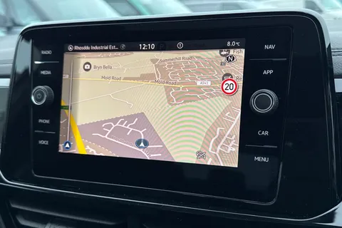  Volkswagen T-Roc 1.5 TSI Style Design DSG Euro 6 (s/s) 5dr Thumbnail #17