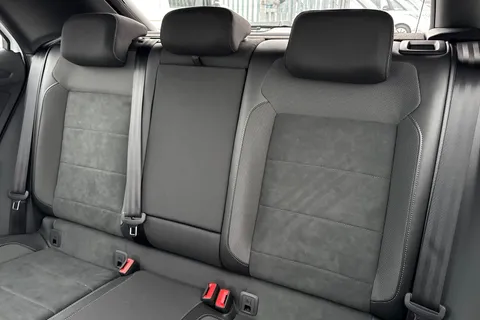  Volkswagen T-Roc 1.5 TSI Style Design DSG Euro 6 (s/s) 5dr Thumbnail #19