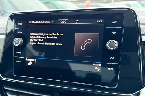  Volkswagen T-Roc 1.5 TSI Style Design DSG Euro 6 (s/s) 5dr Thumbnail #50