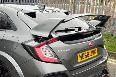 ND68JVK Honda Civic 2.0 VTEC Turbo Type R GT Euro 6 (s/s) 5dr Thumbnail #7