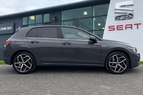 OV20SYS Volkswagen Golf 1.5 TSI Style Euro 6 (s/s) 5dr Thumbnail #3