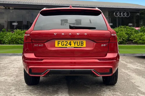 FG24YUB Volvo Xc60 2.0 B5P Ultimate Dark 5dr AWD Geartronic Thumbnail #4