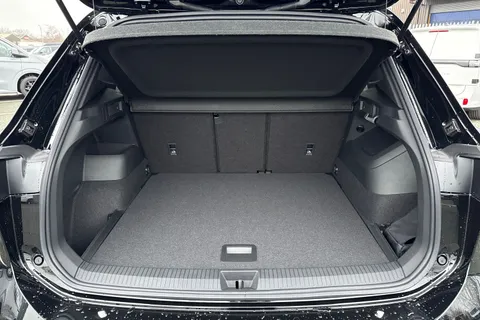  Volkswagen Tiguan 1.5 eTSI MHEV R-Line DSG Euro 6 (s/s) 5dr Thumbnail #7