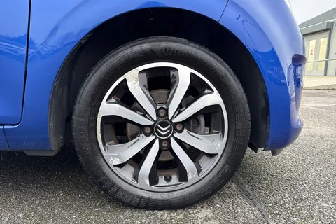 YY69ELC Citroën C1 1.0 VTi Flair Euro 6 (s/s) 5dr Thumbnail #10