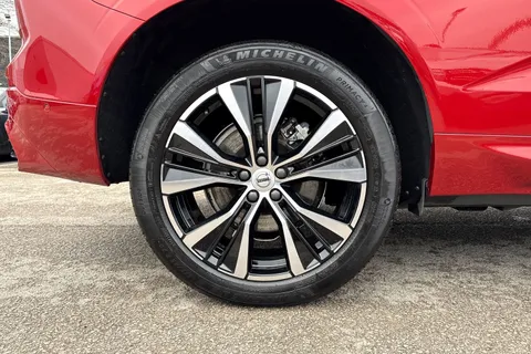 FG24YUB Volvo Xc60 2.0 B5P Ultimate Dark 5dr AWD Geartronic Thumbnail #10