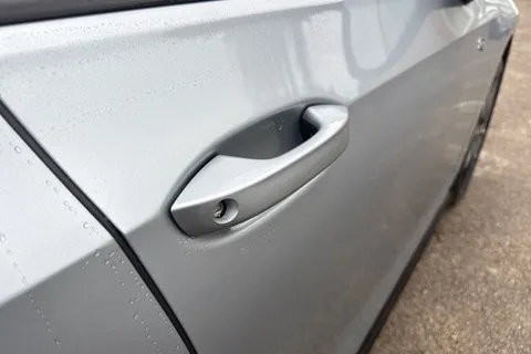 CX75YCB Volkswagen Golf 2.0 TDI 150 R-Line 5dr DSG Thumbnail #30