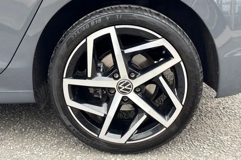 OV20SYS Volkswagen Golf 1.5 TSI Style Euro 6 (s/s) 5dr Thumbnail #11