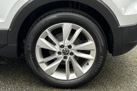 CP72ETR Volkswagen T-Cross 1.0 TSI SE Euro 6 (s/s) 5dr Thumbnail #12