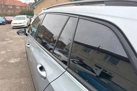 CX75YCB Volkswagen Golf 2.0 TDI 150 R-Line 5dr DSG Thumbnail #35