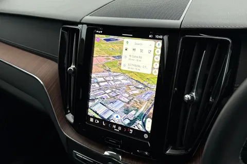 FG24YUB Volvo Xc60 2.0 B5P Ultimate Dark 5dr AWD Geartronic Thumbnail #16