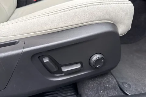 BL70BBX Volvo Xc40 1.5 T3 Inscription Pro Euro 6 (s/s) 5dr Thumbnail #38