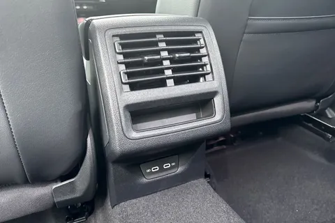 CX75YCB Volkswagen Golf 2.0 TDI 150 R-Line 5dr DSG Thumbnail #38