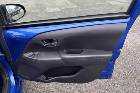 YY69ELC Citroën C1 1.0 VTi Flair Euro 6 (s/s) 5dr Thumbnail #21