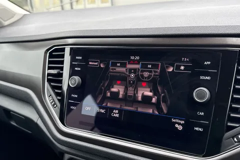 CY19VGJ Volkswagen T-Roc 1.6 TDI SE Euro 6 (s/s) 5dr Thumbnail #22