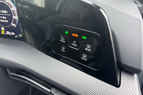 CX75YCB Volkswagen Golf 2.0 TDI 150 R-Line 5dr DSG Thumbnail #41