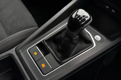 OV20SYS Volkswagen Golf 1.5 TSI Style Euro 6 (s/s) 5dr Thumbnail #22