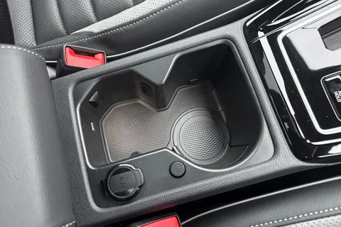 CX75YCB Volkswagen Golf 2.0 TDI 150 R-Line 5dr DSG Thumbnail #44