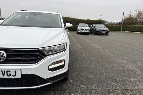 CY19VGJ Volkswagen T-Roc 1.6 TDI SE Euro 6 (s/s) 5dr Thumbnail #26
