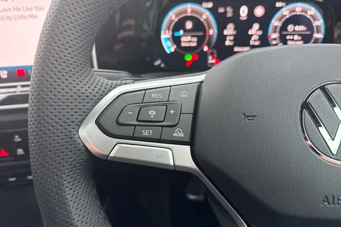 CX75YCB Volkswagen Golf 2.0 TDI 150 R-Line 5dr DSG Thumbnail #47