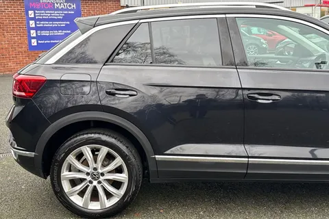 PX21OLG Volkswagen T-Roc 1.5 TSI EVO SEL DSG Euro 6 (s/s) 5dr Thumbnail #28
