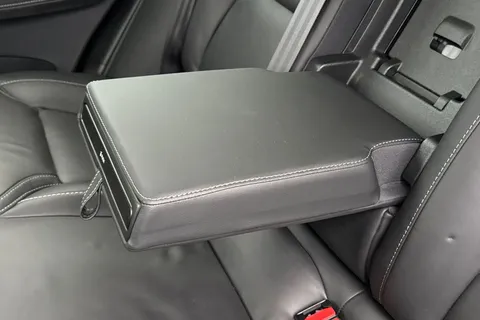 FG24YUB Volvo Xc60 2.0 B5P Ultimate Dark 5dr AWD Geartronic Thumbnail #29