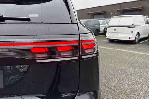  Volkswagen Tiguan 1.5 eTSI MHEV R-Line DSG Euro 6 (s/s) 5dr Thumbnail #30