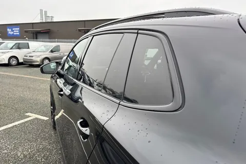  Volkswagen Tiguan 1.5 eTSI MHEV R-Line DSG Euro 6 (s/s) 5dr Thumbnail #32