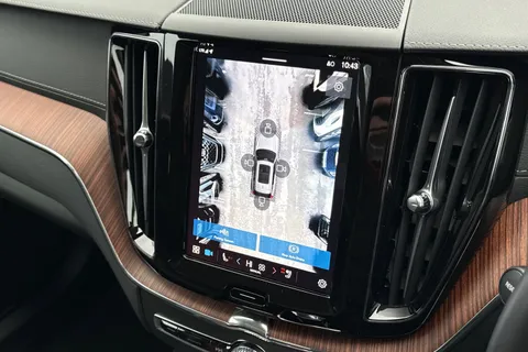 FG24YUB Volvo Xc60 2.0 B5P Ultimate Dark 5dr AWD Geartronic Thumbnail #32