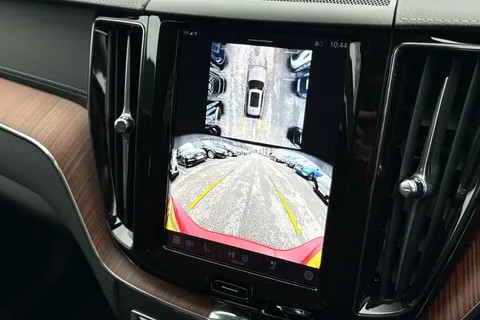 FG24YUB Volvo Xc60 2.0 B5P Ultimate Dark 5dr AWD Geartronic Thumbnail #33
