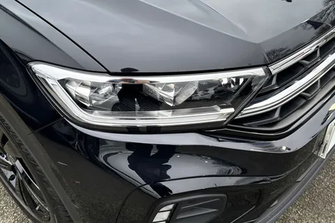 DC25NKF Volkswagen T-Roc 1.5 TSI Black Edition 5dr DSG | Heated Seats | Sports Pack Thumbnail #8