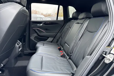  Volkswagen Tiguan 1.5 eTSI MHEV R-Line DSG Euro 6 (s/s) 5dr Thumbnail #35