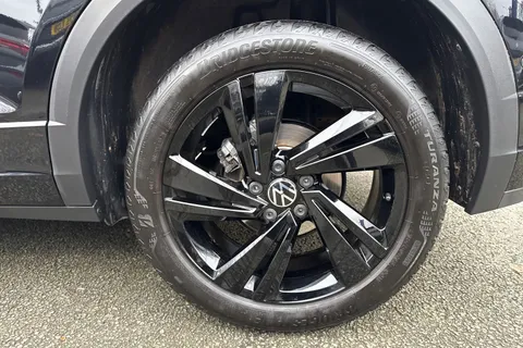 DC25NKF Volkswagen T-Roc 1.5 TSI Black Edition 5dr DSG | Heated Seats | Sports Pack Thumbnail #11
