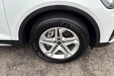 GD22ERO Audi Q5 Sport 40 TDI quattro 204 PS S tronic Thumbnail #13