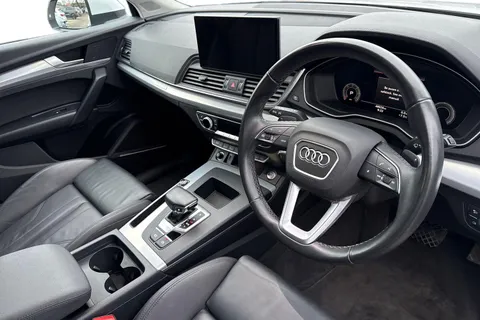 GD22ERO Audi Q5 Sport 40 TDI quattro 204 PS S tronic Thumbnail #15