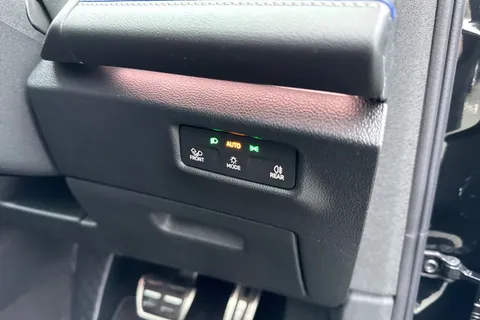  Volkswagen Tiguan 1.5 eTSI MHEV R-Line DSG Euro 6 (s/s) 5dr Thumbnail #40