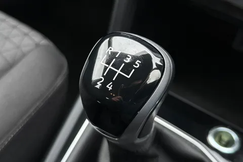 CP72ETR Volkswagen T-Cross 1.0 TSI SE Euro 6 (s/s) 5dr Thumbnail #40