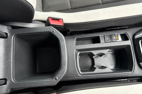 PX21OLG Volkswagen T-Roc 1.5 TSI EVO SEL DSG Euro 6 (s/s) 5dr Thumbnail #41