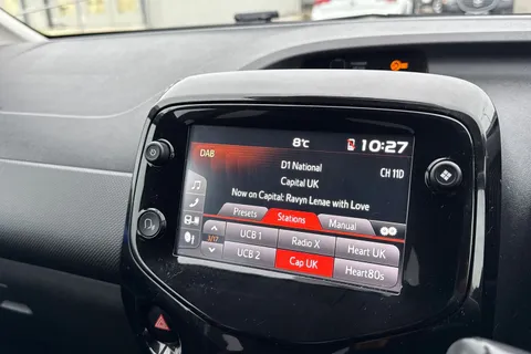 YY69ELC Citroën C1 1.0 VTi Flair Euro 6 (s/s) 5dr Thumbnail #42