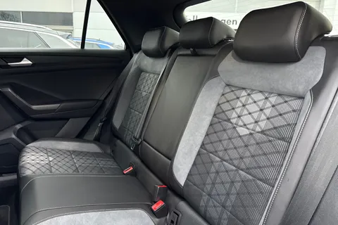 DC25NKF Volkswagen T-Roc 1.5 TSI Black Edition 5dr DSG | Heated Seats | Sports Pack Thumbnail #18