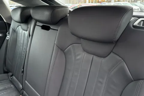 GD22ERO Audi Q5 Sport 40 TDI quattro 204 PS S tronic Thumbnail #20