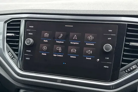 PX21OLG Volkswagen T-Roc 1.5 TSI EVO SEL DSG Euro 6 (s/s) 5dr Thumbnail #45