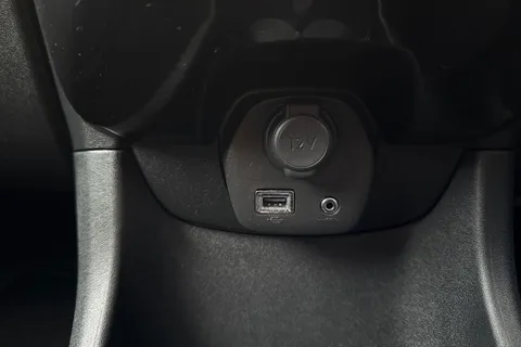 YY69ELC Citroën C1 1.0 VTi Flair Euro 6 (s/s) 5dr Thumbnail #49