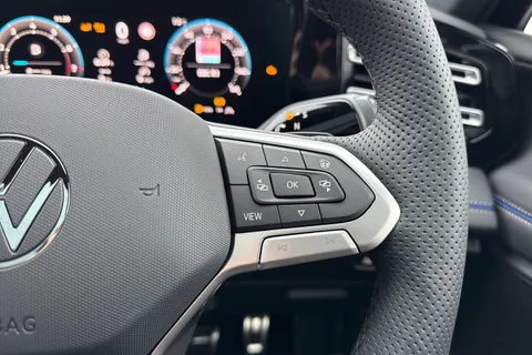  Volkswagen Tiguan 1.5 eTSI MHEV R-Line DSG Euro 6 (s/s) 5dr Thumbnail #48