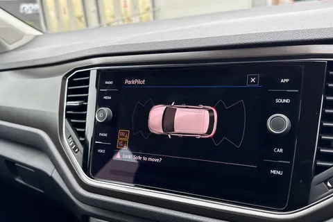 CY19VGJ Volkswagen T-Roc 1.6 TDI SE Euro 6 (s/s) 5dr Thumbnail #52