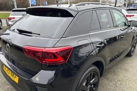 DC25NKF Volkswagen T-Roc 1.5 TSI Black Edition 5dr DSG | Heated Seats | Sports Pack Thumbnail #26