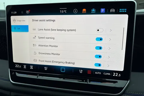  Volkswagen Tiguan 1.5 eTSI MHEV R-Line DSG Euro 6 (s/s) 5dr Thumbnail #52