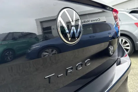 DC25NKF Volkswagen T-Roc 1.5 TSI Black Edition 5dr DSG | Heated Seats | Sports Pack Thumbnail #27
