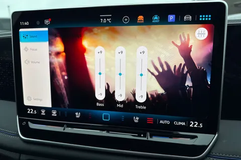  Volkswagen Tiguan 1.5 eTSI MHEV R-Line DSG Euro 6 (s/s) 5dr Thumbnail #59