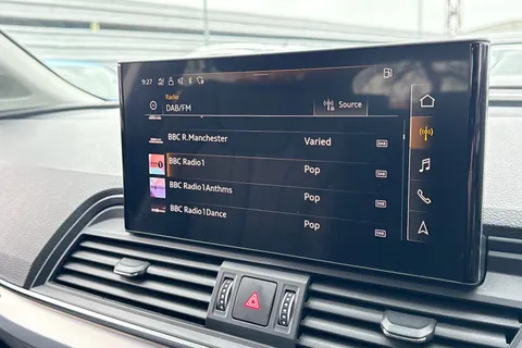 GD22ERO Audi Q5 Sport 40 TDI quattro 204 PS S tronic Thumbnail #39