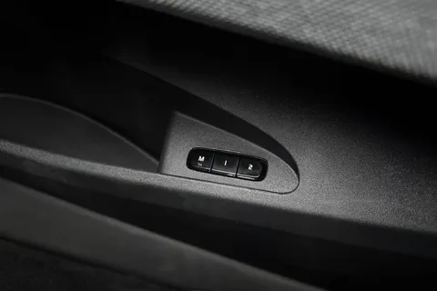 OV23DFG Polestar Polestar 2 Single Motor 78kWh Long Range Fastback Auto FWD 5dr Thumbnail #39